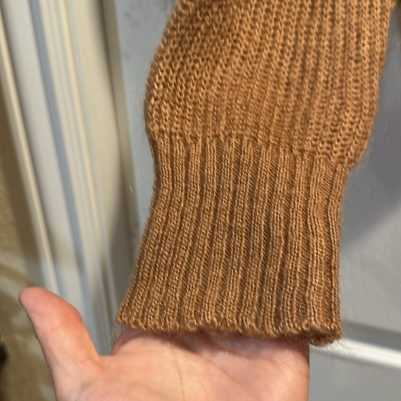 Others Follow Tan Chunky Stripe Loose Knit Oversized Crop Sweater M Fuzzy - Picture 5 of 7